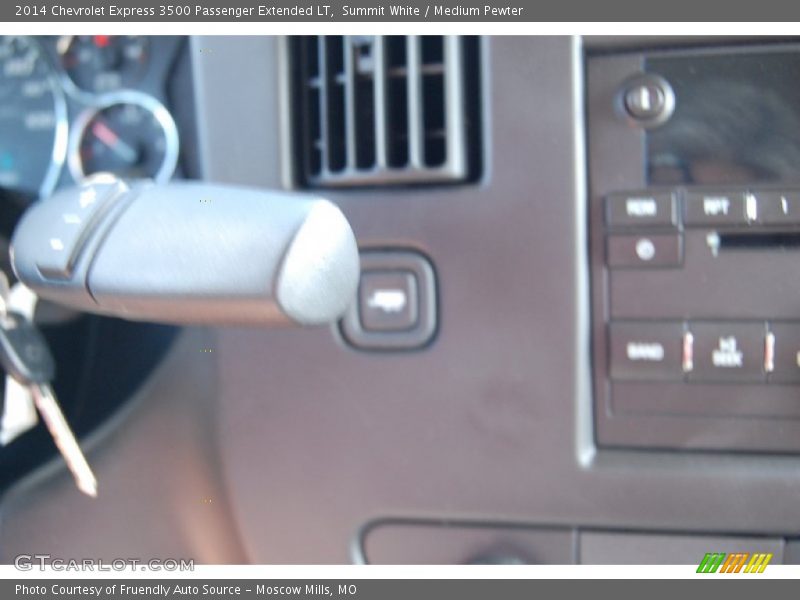 Summit White / Medium Pewter 2014 Chevrolet Express 3500 Passenger Extended LT