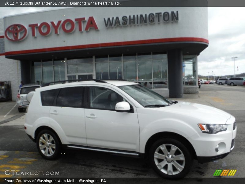 Diamond White Pearl / Black 2012 Mitsubishi Outlander SE AWD