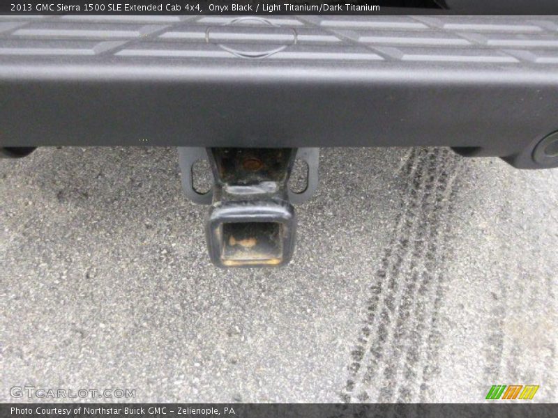 Onyx Black / Light Titanium/Dark Titanium 2013 GMC Sierra 1500 SLE Extended Cab 4x4