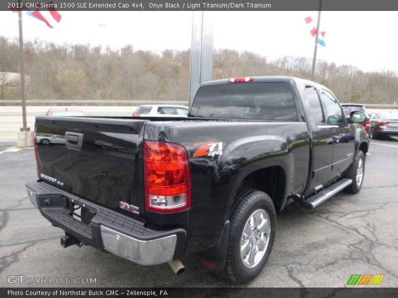 Onyx Black / Light Titanium/Dark Titanium 2013 GMC Sierra 1500 SLE Extended Cab 4x4