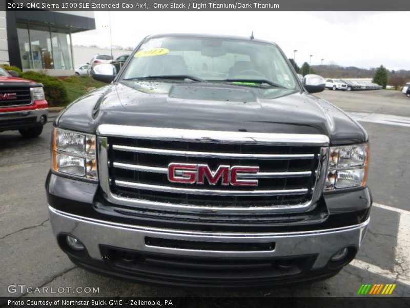 Onyx Black / Light Titanium/Dark Titanium 2013 GMC Sierra 1500 SLE Extended Cab 4x4