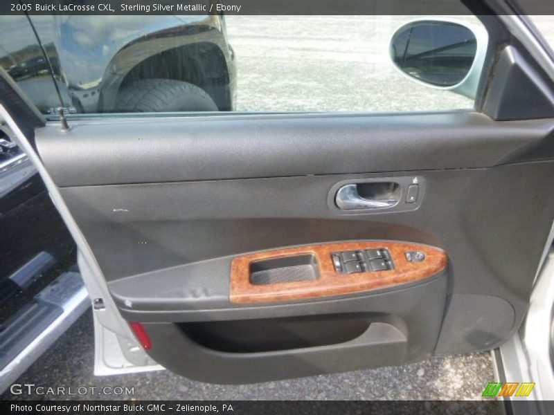Sterling Silver Metallic / Ebony 2005 Buick LaCrosse CXL