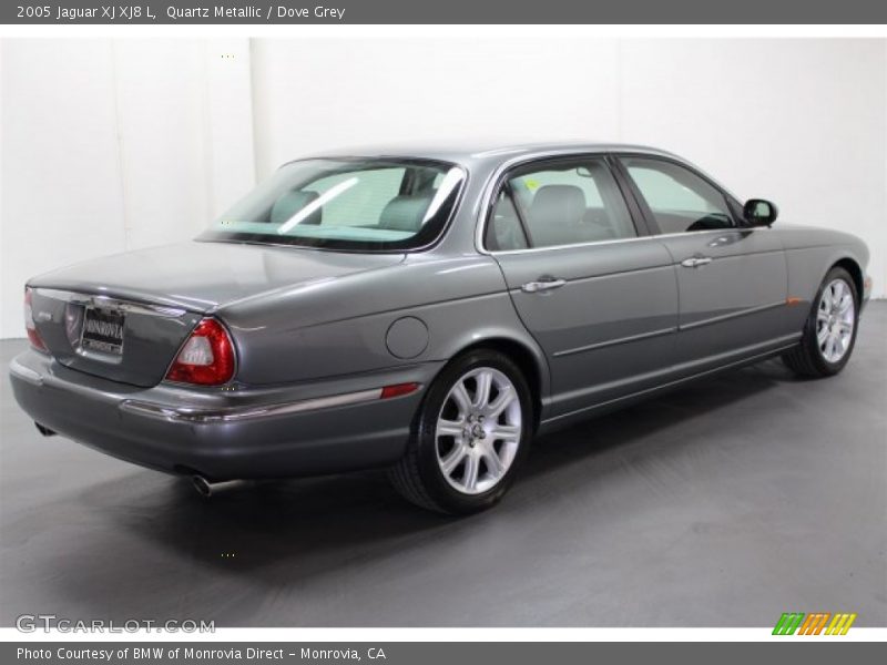 Quartz Metallic / Dove Grey 2005 Jaguar XJ XJ8 L