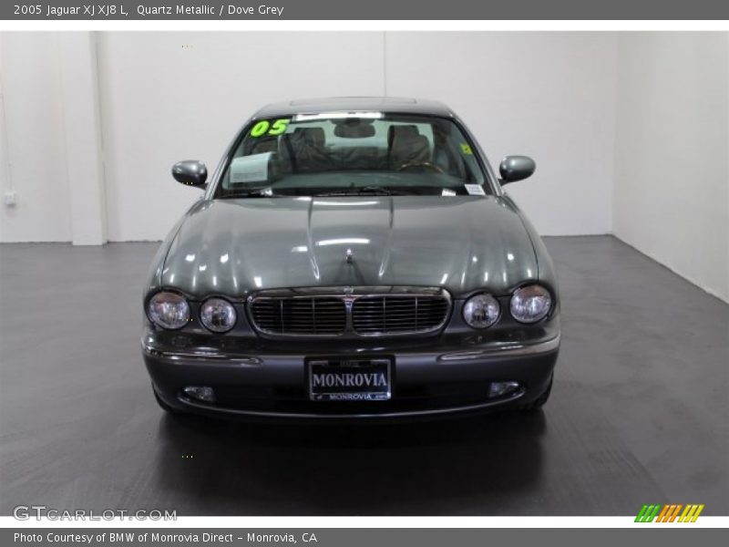Quartz Metallic / Dove Grey 2005 Jaguar XJ XJ8 L