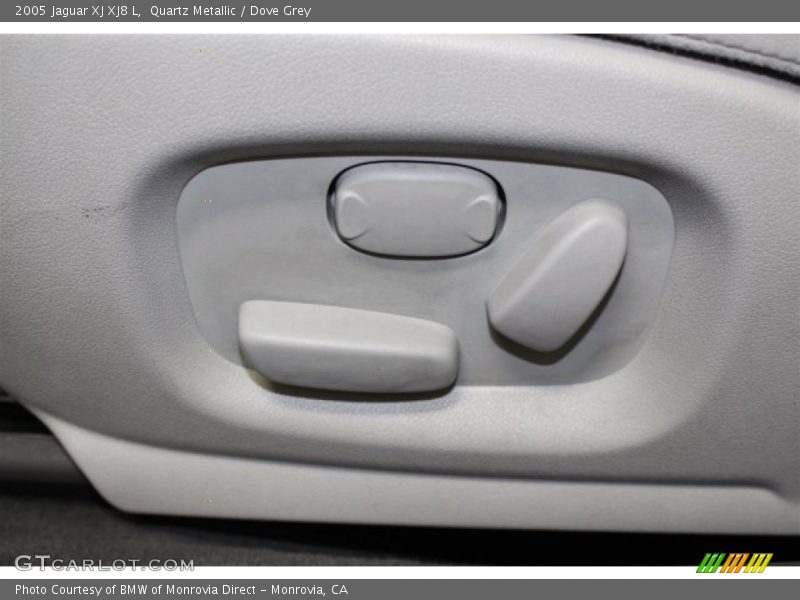 Quartz Metallic / Dove Grey 2005 Jaguar XJ XJ8 L