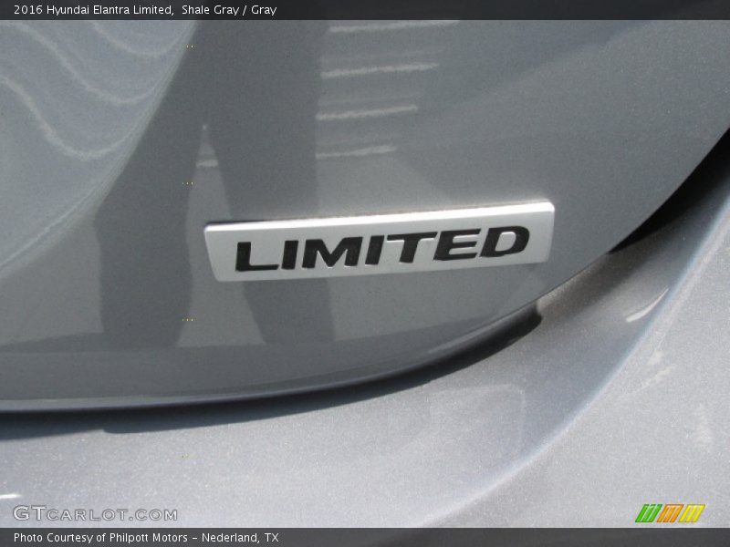 Shale Gray / Gray 2016 Hyundai Elantra Limited