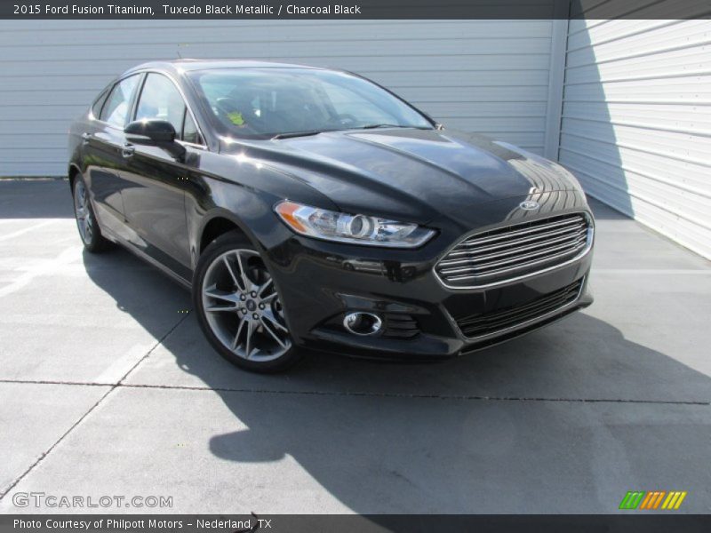 Tuxedo Black Metallic / Charcoal Black 2015 Ford Fusion Titanium