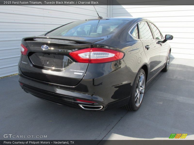 Tuxedo Black Metallic / Charcoal Black 2015 Ford Fusion Titanium