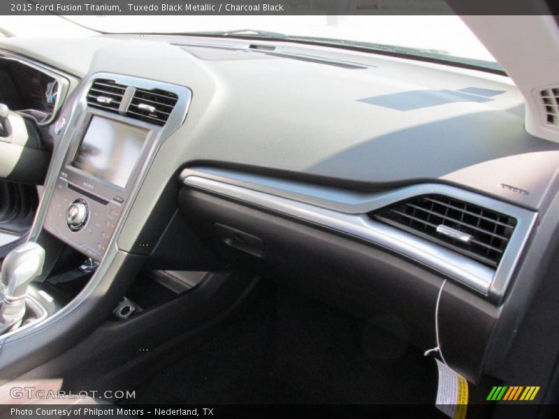 Tuxedo Black Metallic / Charcoal Black 2015 Ford Fusion Titanium
