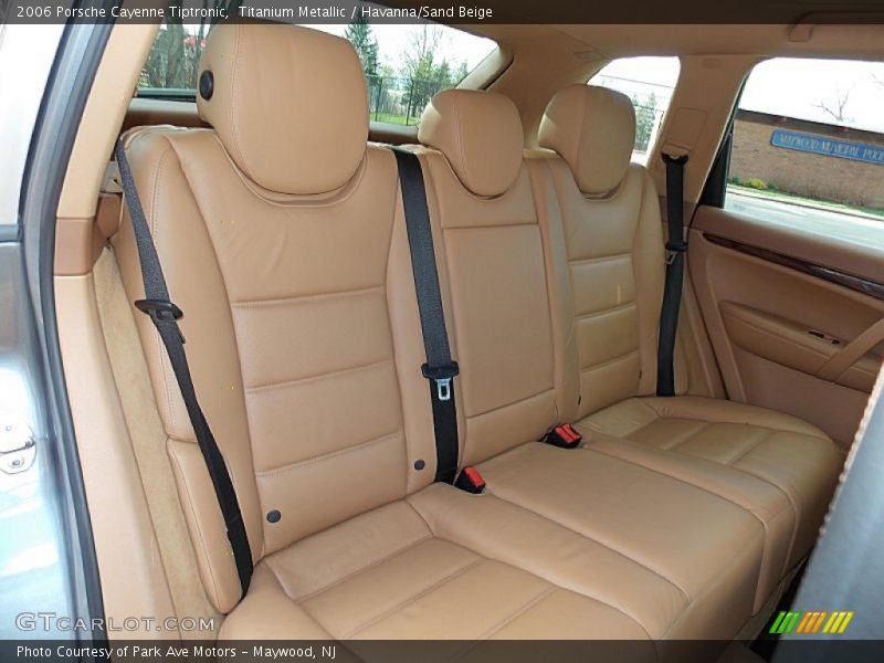 Titanium Metallic / Havanna/Sand Beige 2006 Porsche Cayenne Tiptronic