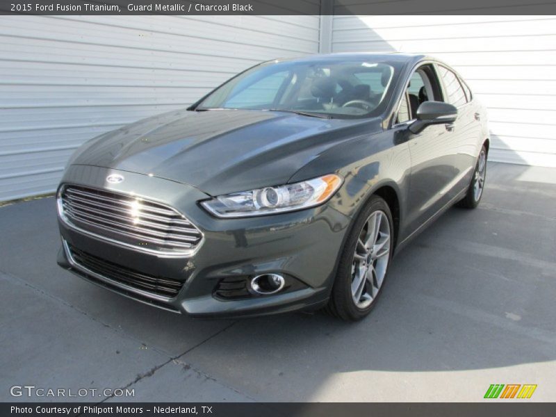 Front 3/4 View of 2015 Fusion Titanium