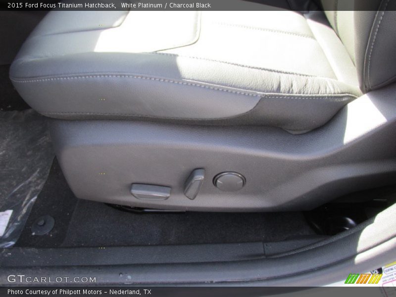 White Platinum / Charcoal Black 2015 Ford Focus Titanium Hatchback