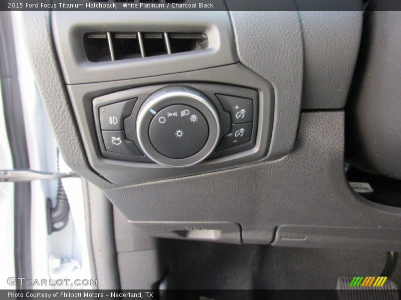 White Platinum / Charcoal Black 2015 Ford Focus Titanium Hatchback