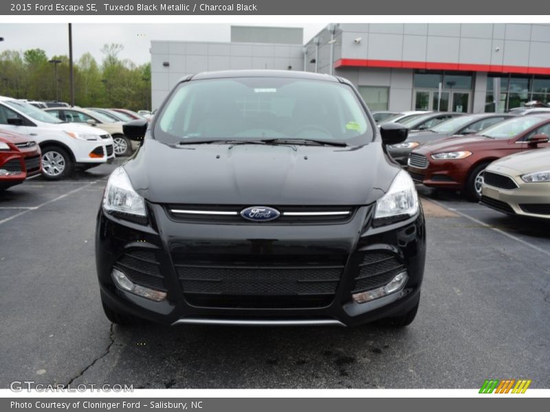 Tuxedo Black Metallic / Charcoal Black 2015 Ford Escape SE
