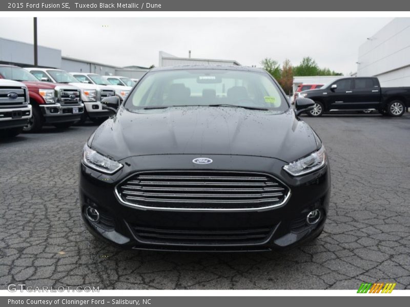 Tuxedo Black Metallic / Dune 2015 Ford Fusion SE