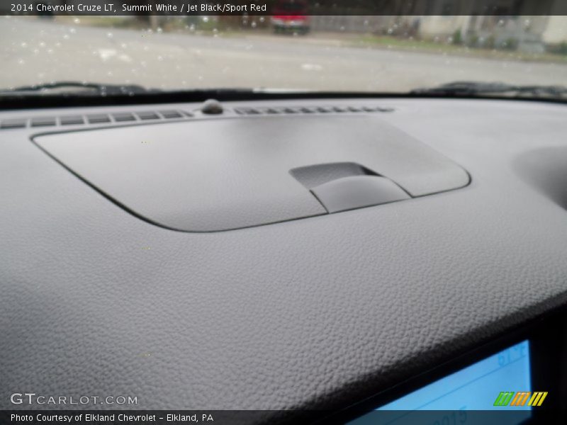 Summit White / Jet Black/Sport Red 2014 Chevrolet Cruze LT