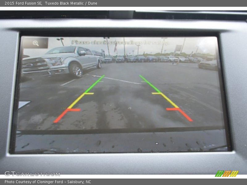 Tuxedo Black Metallic / Dune 2015 Ford Fusion SE