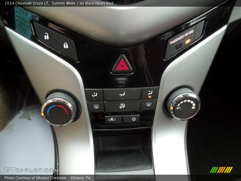 Summit White / Jet Black/Sport Red 2014 Chevrolet Cruze LT