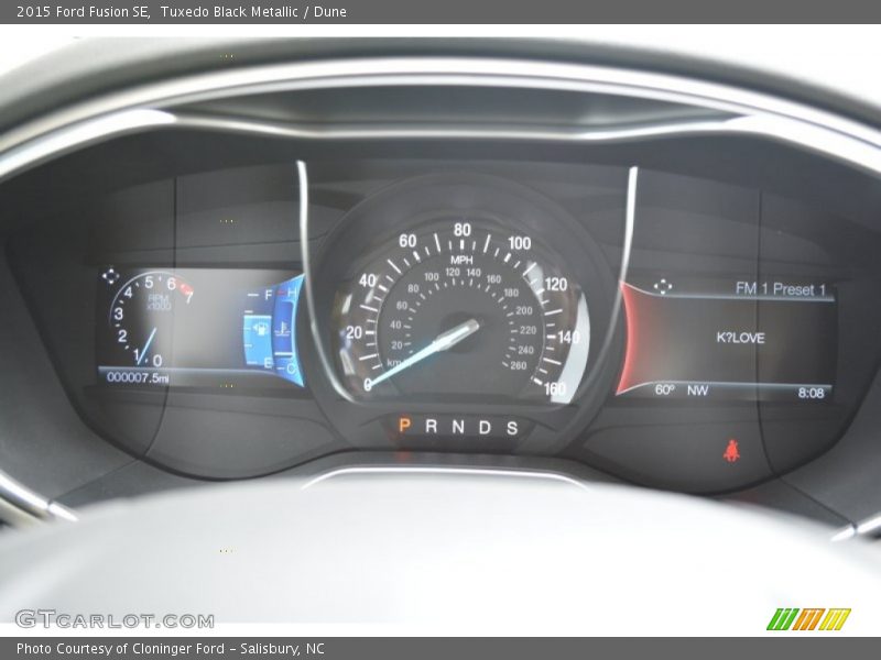 Tuxedo Black Metallic / Dune 2015 Ford Fusion SE