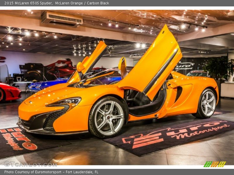 McLaren Orange / Carbon Black 2015 McLaren 650S Spyder