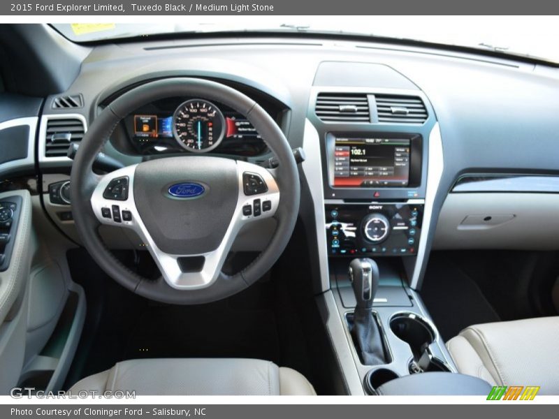 Tuxedo Black / Medium Light Stone 2015 Ford Explorer Limited