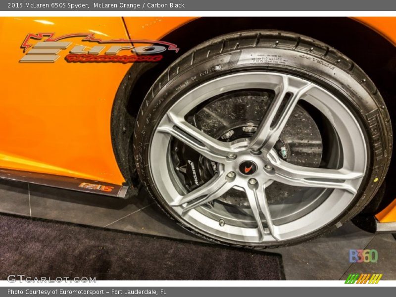 McLaren Orange / Carbon Black 2015 McLaren 650S Spyder