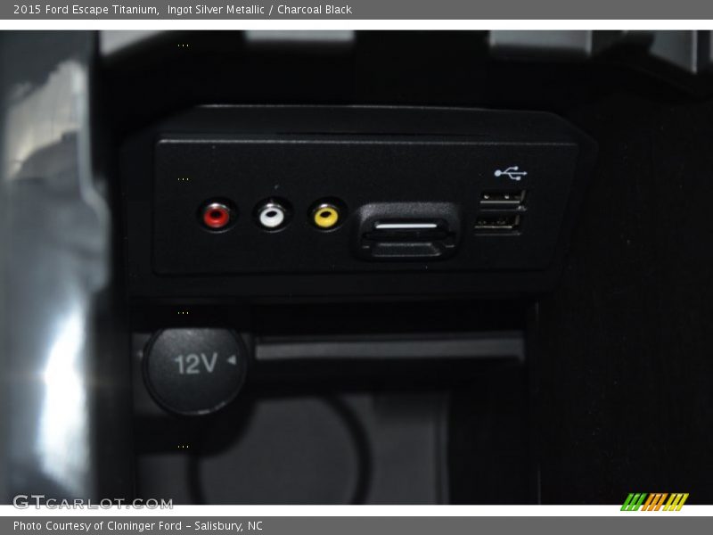 Ingot Silver Metallic / Charcoal Black 2015 Ford Escape Titanium
