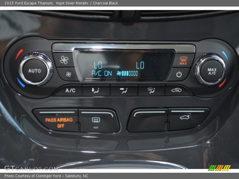 Ingot Silver Metallic / Charcoal Black 2015 Ford Escape Titanium