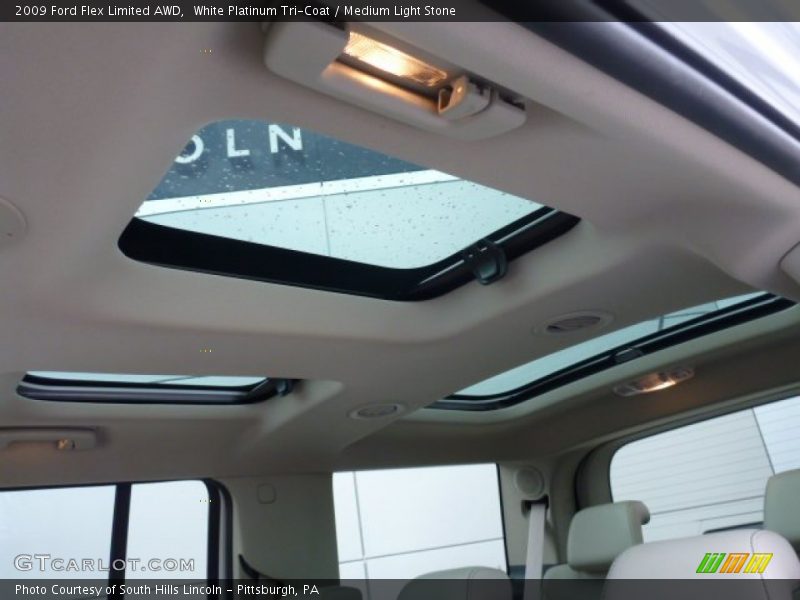 White Platinum Tri-Coat / Medium Light Stone 2009 Ford Flex Limited AWD