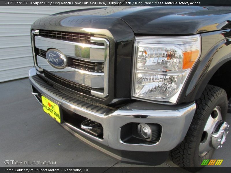 Tuxedo Black / King Ranch Mesa Antique Affect/Adobe 2015 Ford F350 Super Duty King Ranch Crew Cab 4x4 DRW