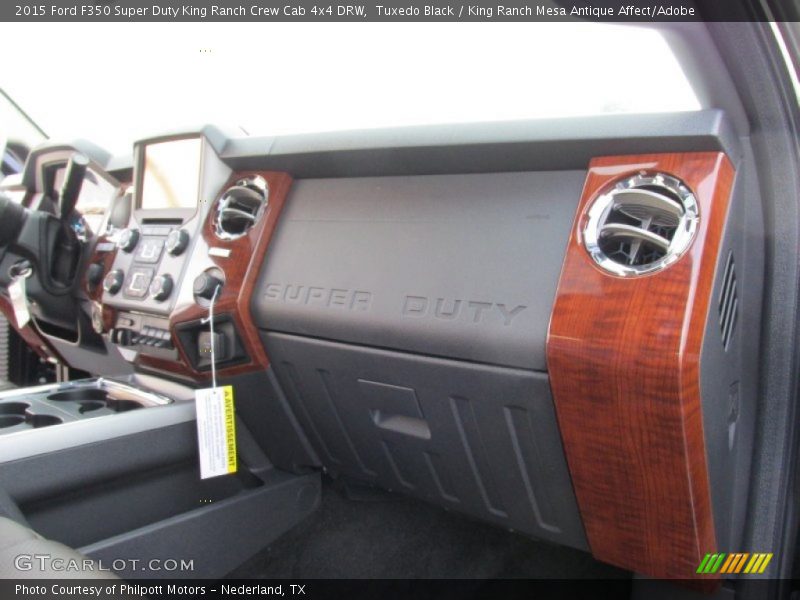 Tuxedo Black / King Ranch Mesa Antique Affect/Adobe 2015 Ford F350 Super Duty King Ranch Crew Cab 4x4 DRW