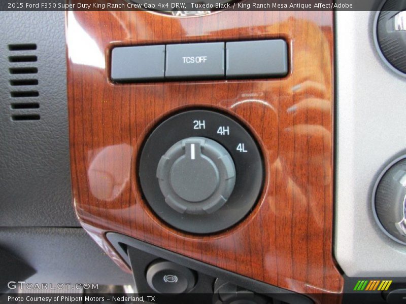 Tuxedo Black / King Ranch Mesa Antique Affect/Adobe 2015 Ford F350 Super Duty King Ranch Crew Cab 4x4 DRW