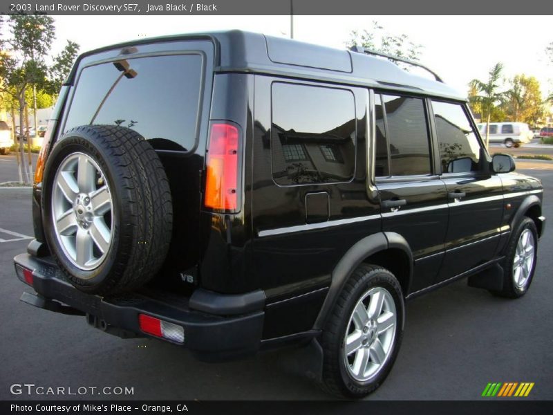 Java Black / Black 2003 Land Rover Discovery SE7