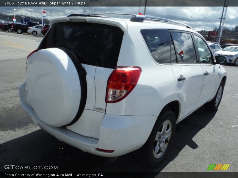 Super White / Taupe 2006 Toyota RAV4 4WD