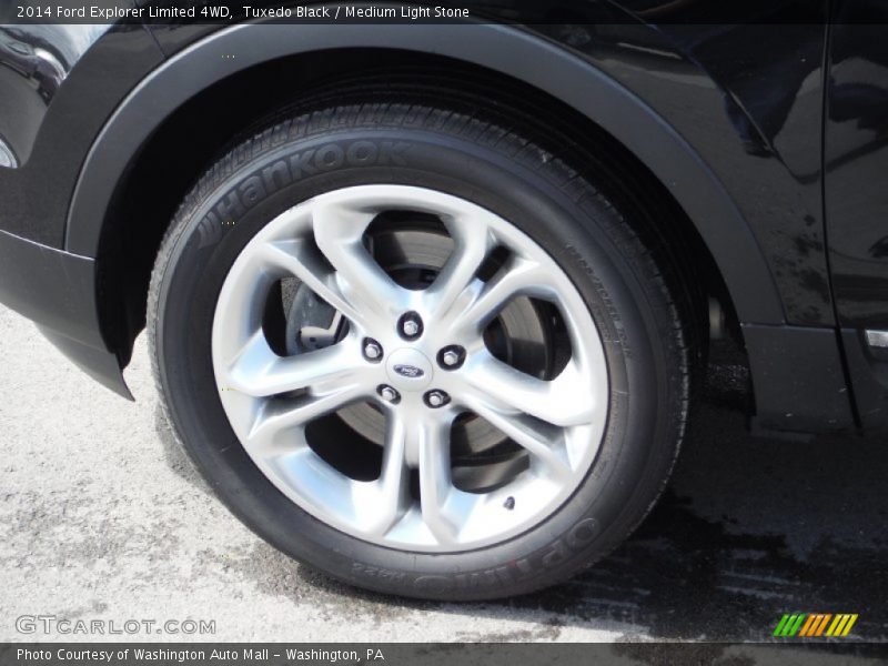 Tuxedo Black / Medium Light Stone 2014 Ford Explorer Limited 4WD