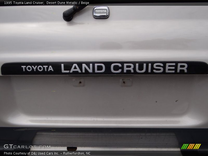  1995 Land Cruiser  Logo