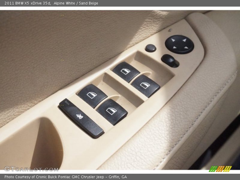 Alpine White / Sand Beige 2011 BMW X5 xDrive 35d