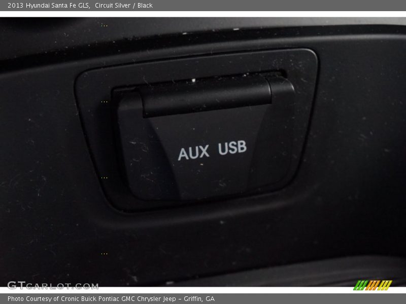 Circuit Silver / Black 2013 Hyundai Santa Fe GLS