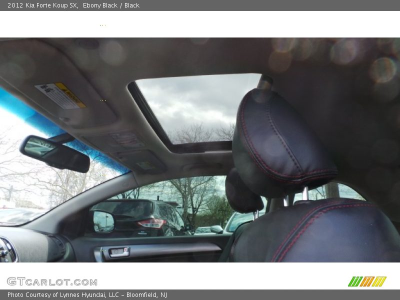 Ebony Black / Black 2012 Kia Forte Koup SX