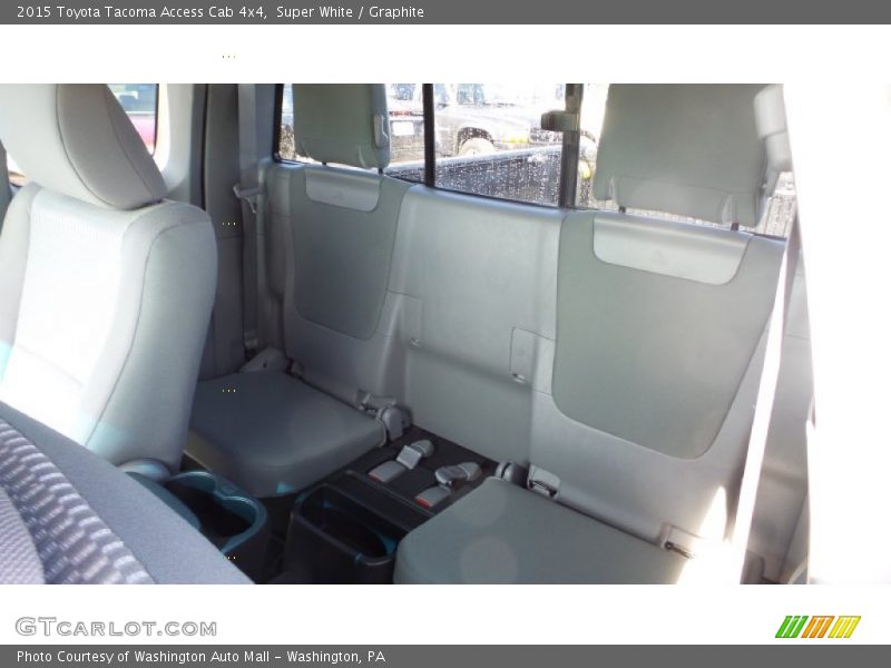 Super White / Graphite 2015 Toyota Tacoma Access Cab 4x4