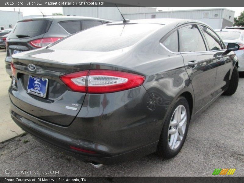 Magnetic Metallic / Charcoal Black 2015 Ford Fusion SE