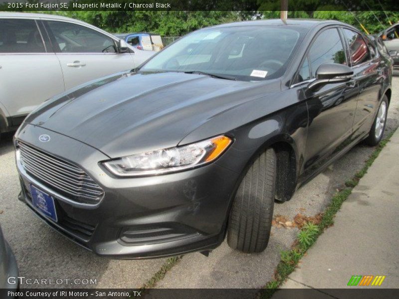 Magnetic Metallic / Charcoal Black 2015 Ford Fusion SE