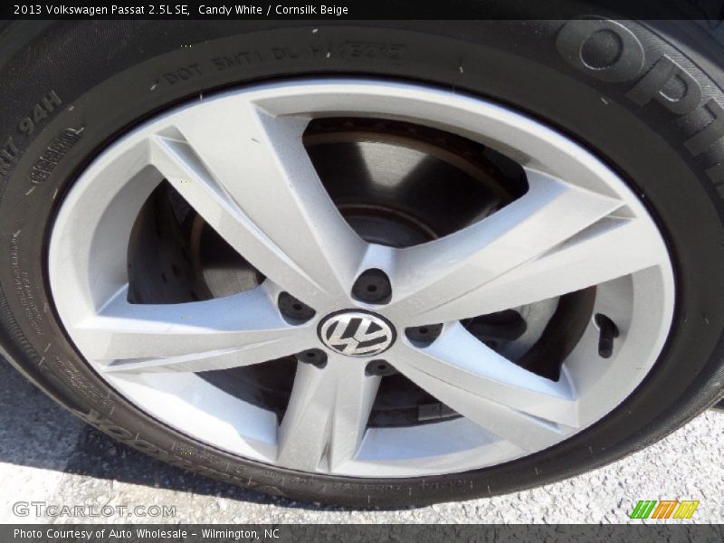 Candy White / Cornsilk Beige 2013 Volkswagen Passat 2.5L SE