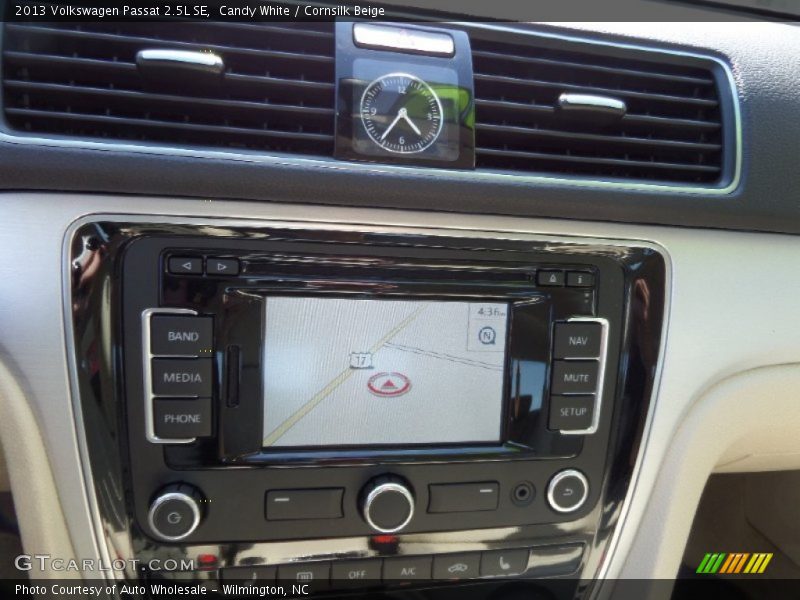 Candy White / Cornsilk Beige 2013 Volkswagen Passat 2.5L SE