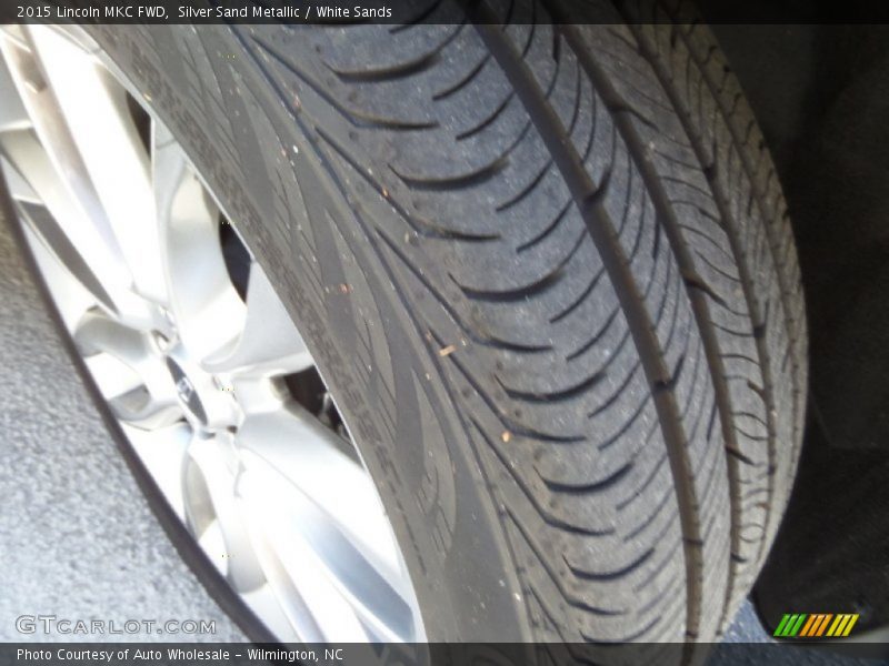 Silver Sand Metallic / White Sands 2015 Lincoln MKC FWD