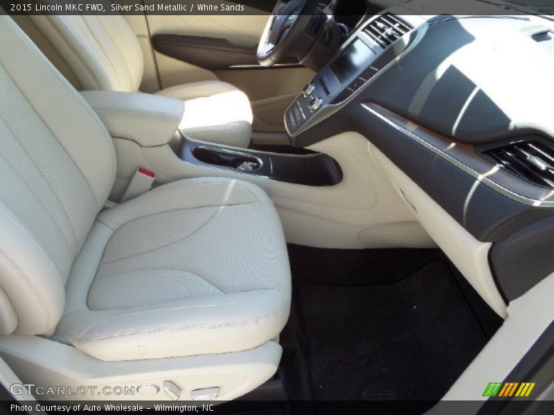 Front Seat of 2015 MKC FWD