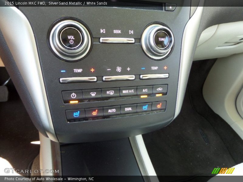 Controls of 2015 MKC FWD