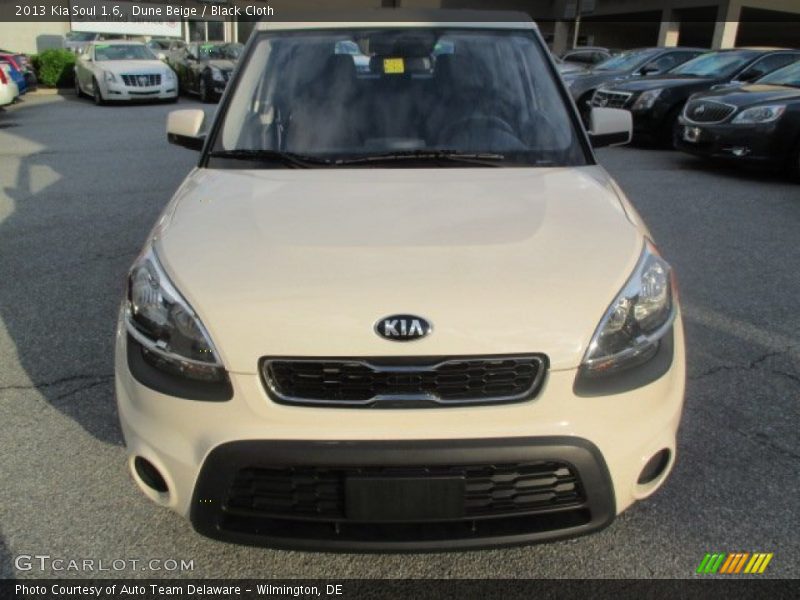 Dune Beige / Black Cloth 2013 Kia Soul 1.6