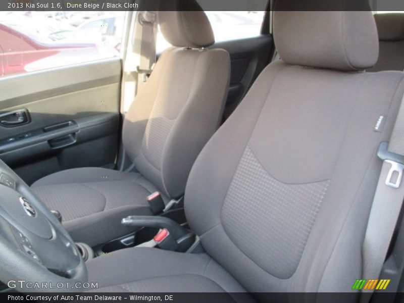 Dune Beige / Black Cloth 2013 Kia Soul 1.6