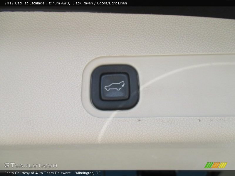 Black Raven / Cocoa/Light Linen 2012 Cadillac Escalade Platinum AWD
